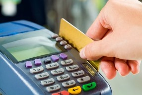 Read more about the article Adoção de Pagamentos Eletrónicos Aumenta o PIB de 70 Países!